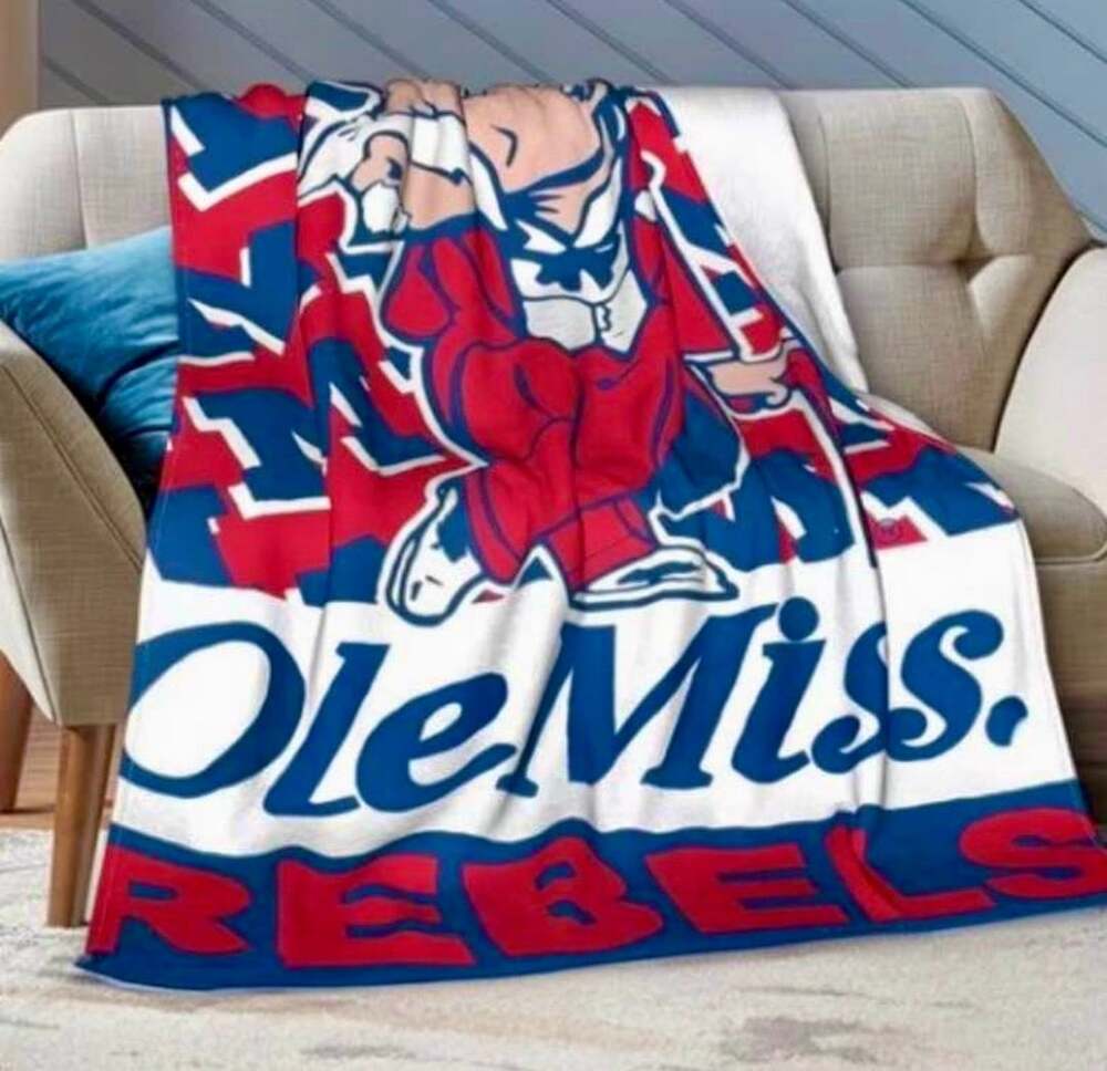 Ole Miss Rebels Blanket 50" x 40" Colonel Reb Fleece Throw
